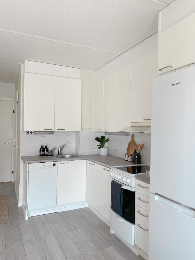 Modern One Bedroom Apartment With Sauna Near Airport Vanda Exteriör bild